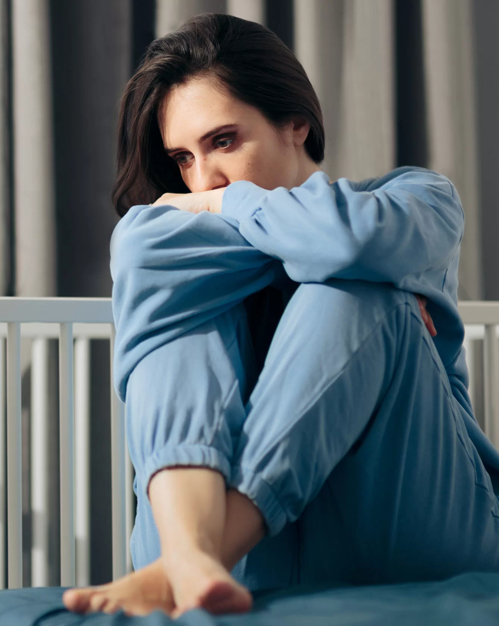 Decorative image with purple crystals